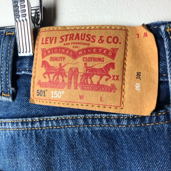Levi’s 501 150th Anniversary Edition Jeans - Picture 7 of 9